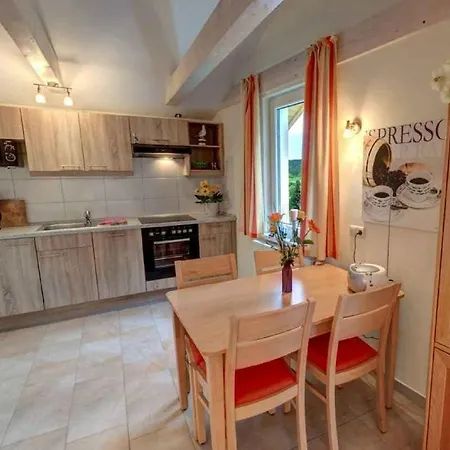 Sonnentraum, Ferienwohnung 3 * 제바트헤링스도르프
